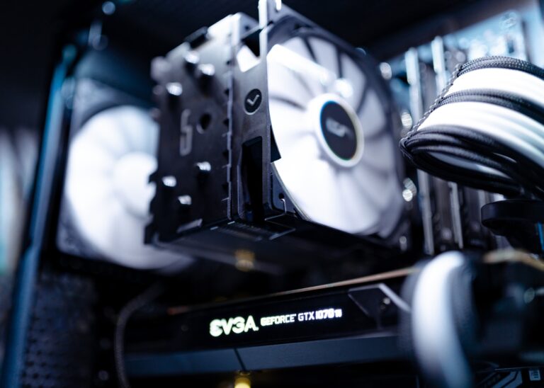 Using a fan control software to control a CPU fan?