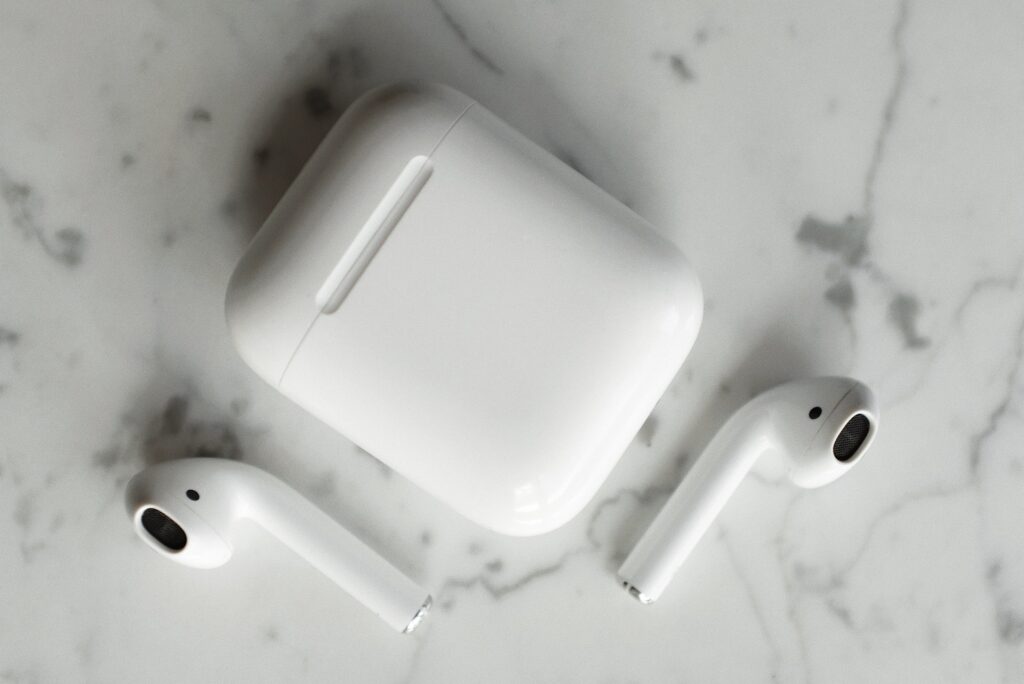how to reset apple airpods,